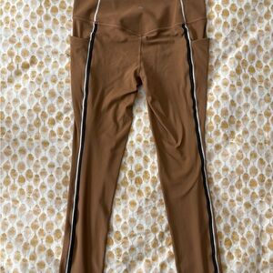 Athleta Salutation Stash Tipped Tight